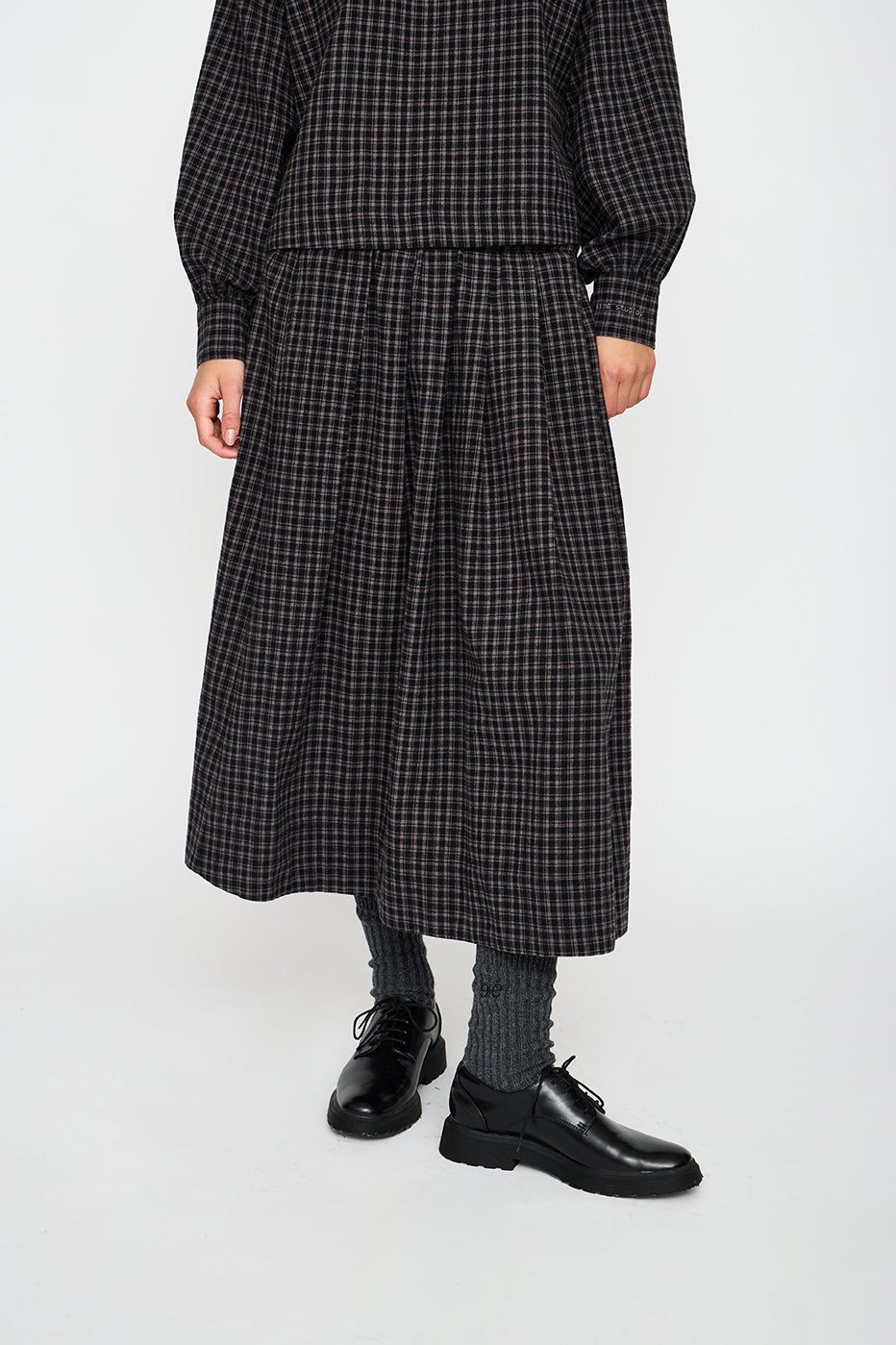 【INCHANT ME】Tartan Check Midi Skirt Gingham Midi Skirt (4 Colors) – Megoosta Fashion